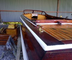 Repairs & re-varnishing of a 7m classic runabout